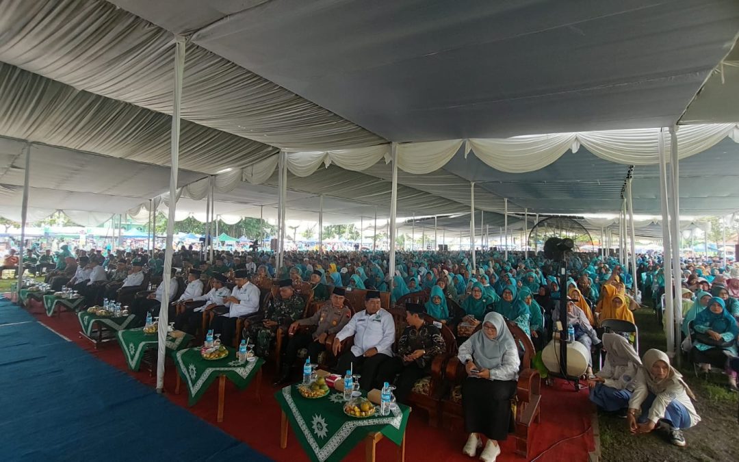 Milad ke-113, Ribuan Warga Muhammadiyah Hadiri Tabligh Akbar & Wisata Dakwah Aisyiyah di Cilacap